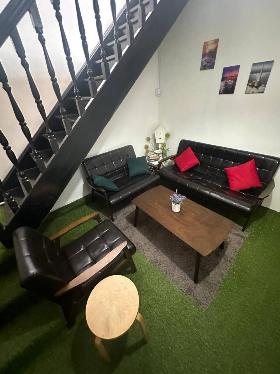 Spot On 90898 Kasturi Alley Guest House & Cat Hotel ملقا المظهر الخارجي الصورة