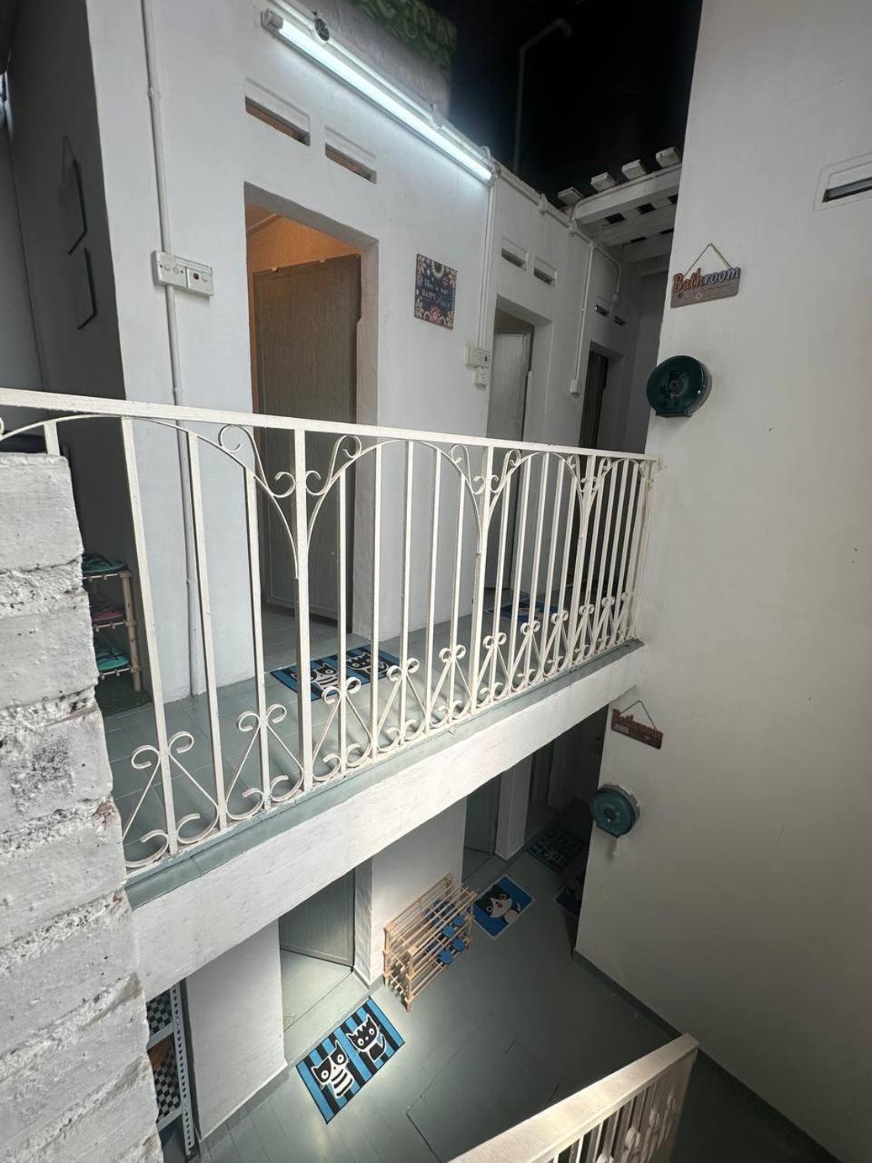 Spot On 90898 Kasturi Alley Guest House & Cat Hotel ملقا المظهر الخارجي الصورة